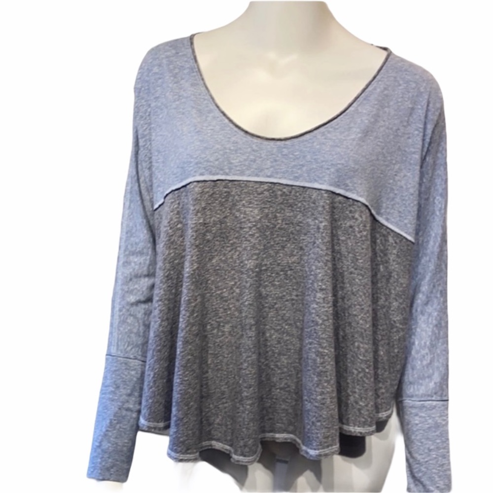Urban Outfitters We The Free Top Gray Colorblock Boxy Oversized Side Slit Casual